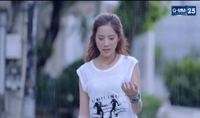 kurikurice's tweet image. เพราะเดินตากฝนตามหาโซระนี้เองเลยไม่สบายเลยสาวพายของเรา.... #devilLover @GMM25Drama #devilloverseries