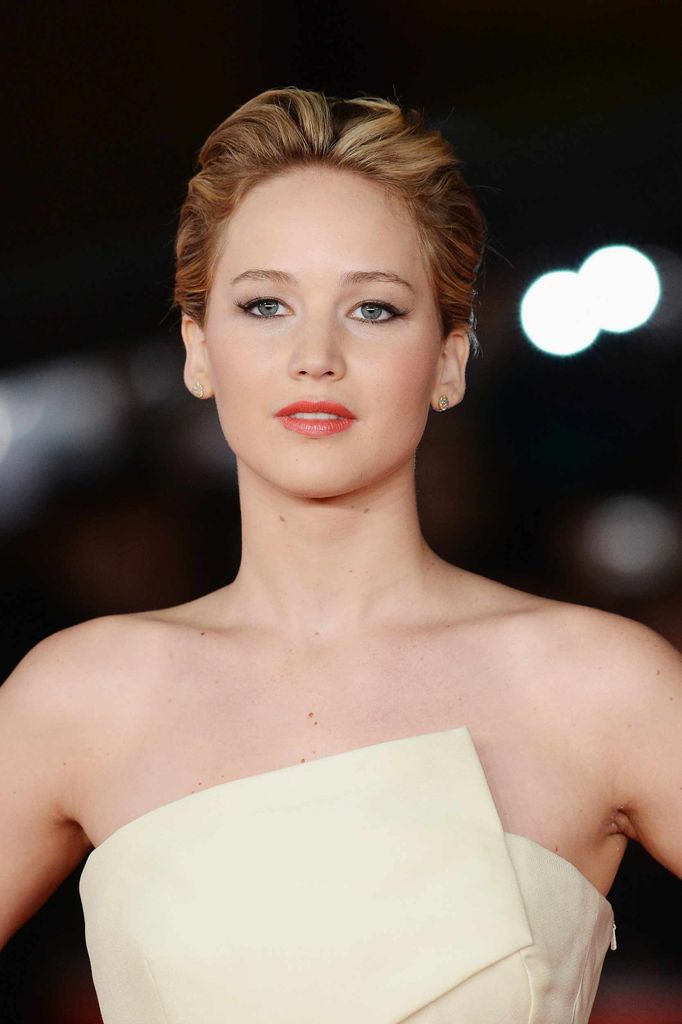 Rtorfavthg's tweet photo. Jennifer at the Rome Premiere of Catching Fire ♥ https://t.co/VYbesPEWDz