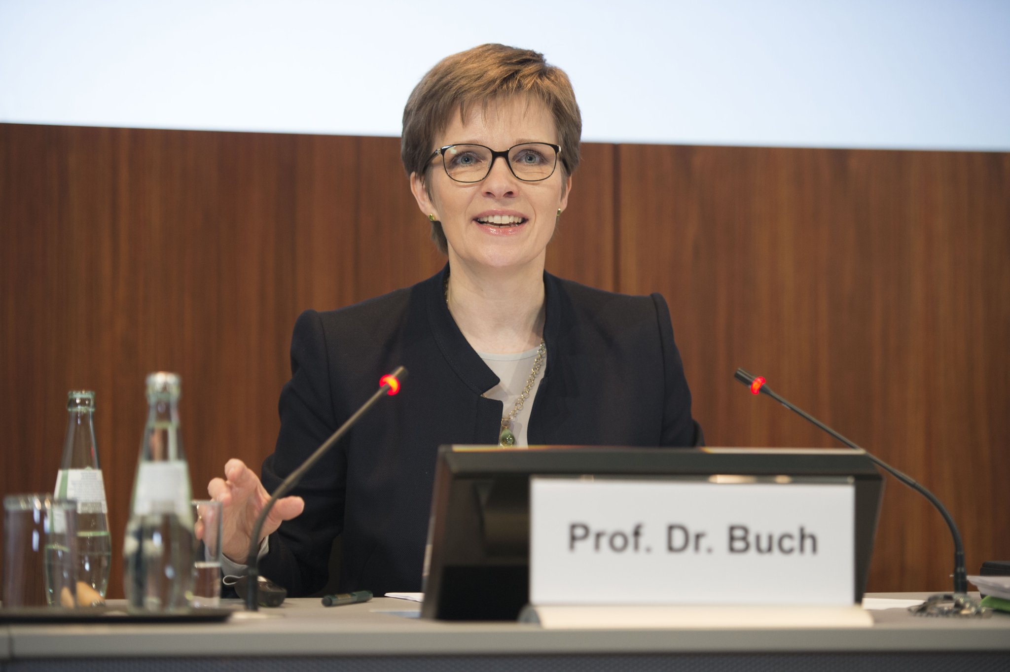 Wird Der Digitale Euro Uns Retten Dr Winter Bundesbank Im Exklusiv Interview Geopolitik An Der Kasse - q8hm3gn