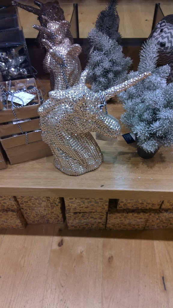 rtidwell730's tweet photo. Ideas anyone? #Itssparkly https://t.co/CNpuGWLqSp