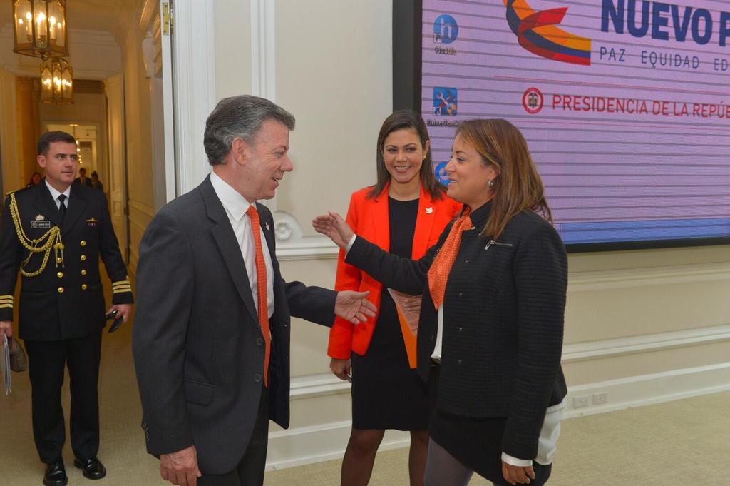 Juan Manuel Santos tweet media