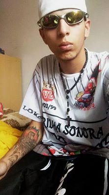 RoohSheiK's tweet photo. A Fundação Casa me fez entender, q uns Nasce p Sorrir eos outros p Sofrer, mas isso é Querer n é Poder ((8)) https://t.co/2cw8VypYgF