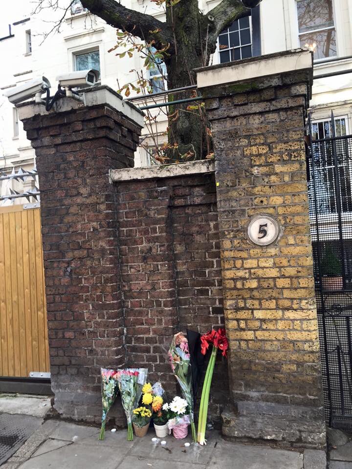 Подставили пилотов. Путин и его дегенералы. 
Не воюйте не за свой дом