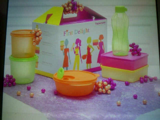 MomentYulia's tweet photo. 320rb jd 255rb #tupperwaremurah #tupperware minat invite 238F9A74 https://t.co/9SSyJZjqhn