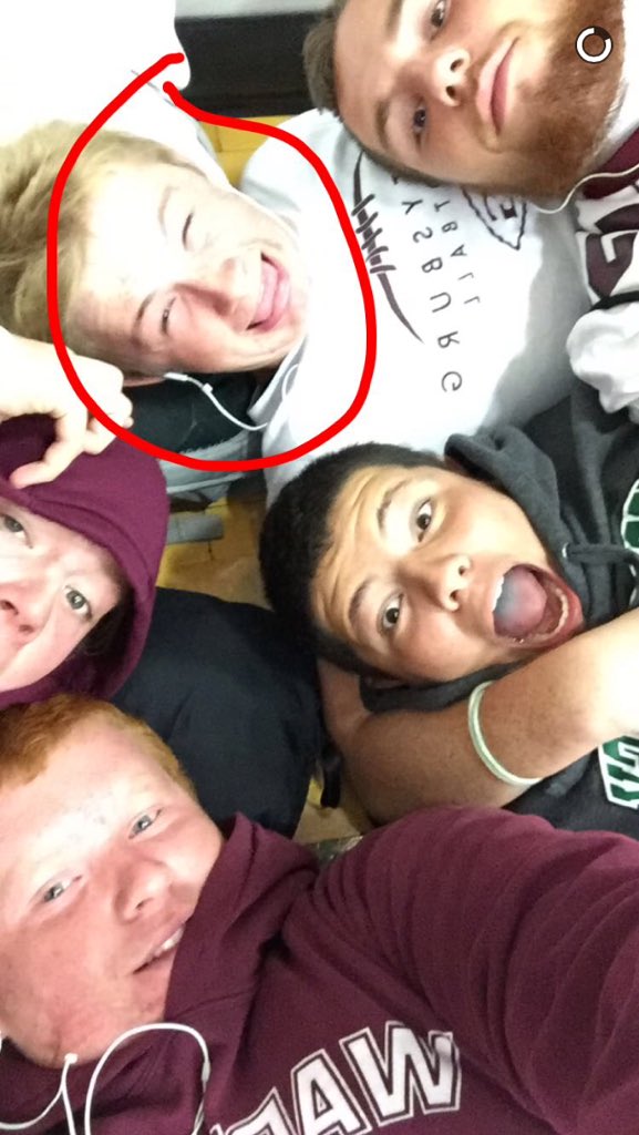 chrischin717's tweet photo. Excue me brother Dalton have a happy birthday dank you. 
 @Doshea67 💯🎉🍻🤘 #dankyou #bootypics #yeeyee #chawlife https://t.co/cO2T5qpUj7