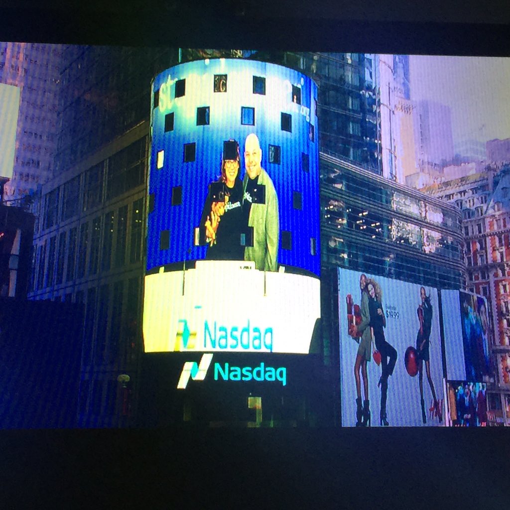 JenMerschdorf's tweet photo. Honored 2 support @StupidCancer & @StupidCancerCEO at @NASDAQ today @YSCBuzz #prestonrules #CEOleaders https://t.co/TmWBcMO9Um