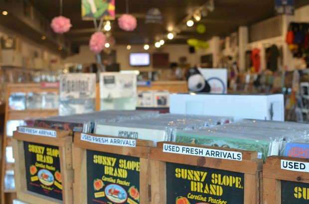 SkyBlueIndy's tweet image. PREVIEW: @recordstoreday (#BlackFriday Edition) bit.ly/1R6k0ME by @Shiners What's on your list?