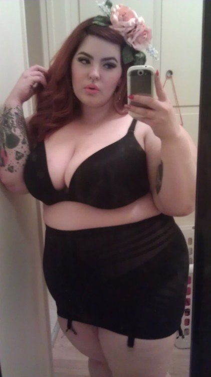TonsOfSelfies's tweet photo. New post https://t.co/ytL5N9H5SV #selfshot #selfpic #selfie #hot #sexy #babe #tonsofselfies https://t.co/0CxhswNF54