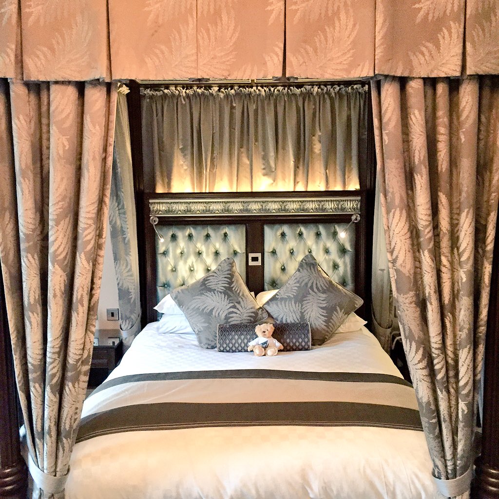 Belfasttimes's tweet photo. I've just been given a tour of @OldInn1614 ...stunning rooms!! What a beautiful hotel ! #wow https://t.co/w4gz4P3h0j