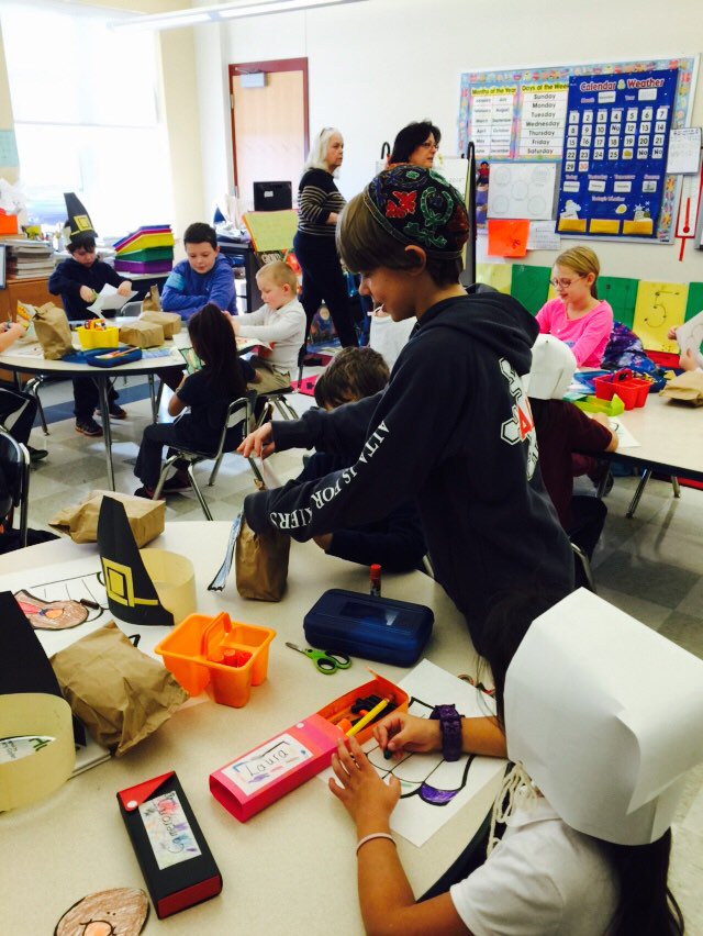 Paul Revere School tweet media