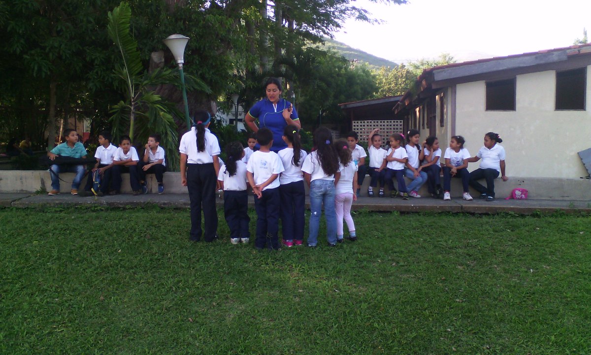 ModJGarmendia's tweet image. #CoroBurritoSabanero #casadelaculturaRíoClaro 24-11-15. @PSBIribarren @elsistema @ElSistemaLara