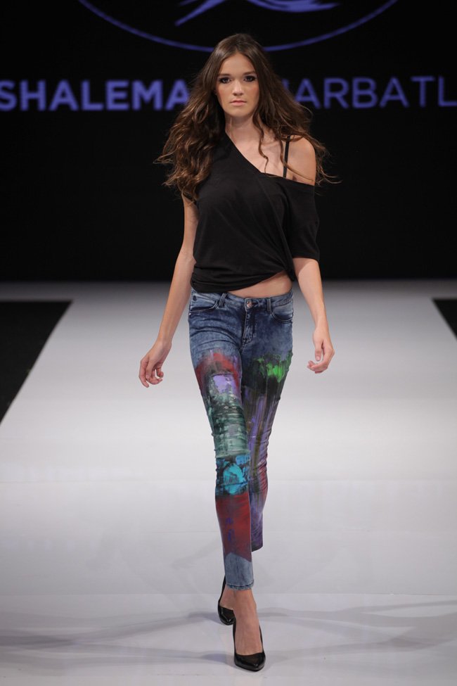 artistshalemar's tweet photo. LA Fashion Week Spring ‘16: 
#Shalemar_Sharbatly runway show
#Fashion #art https://t.co/cjaJIUK9yz