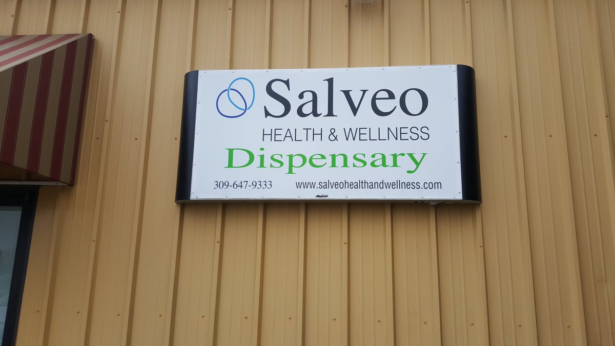 MCC_Illinois's tweet photo. Progress in the land of Lincoln!! First company road trip to a dispensary.  #cheers #freedom #progress #finally #420 https://t.co/2ZzWFHsnA7
