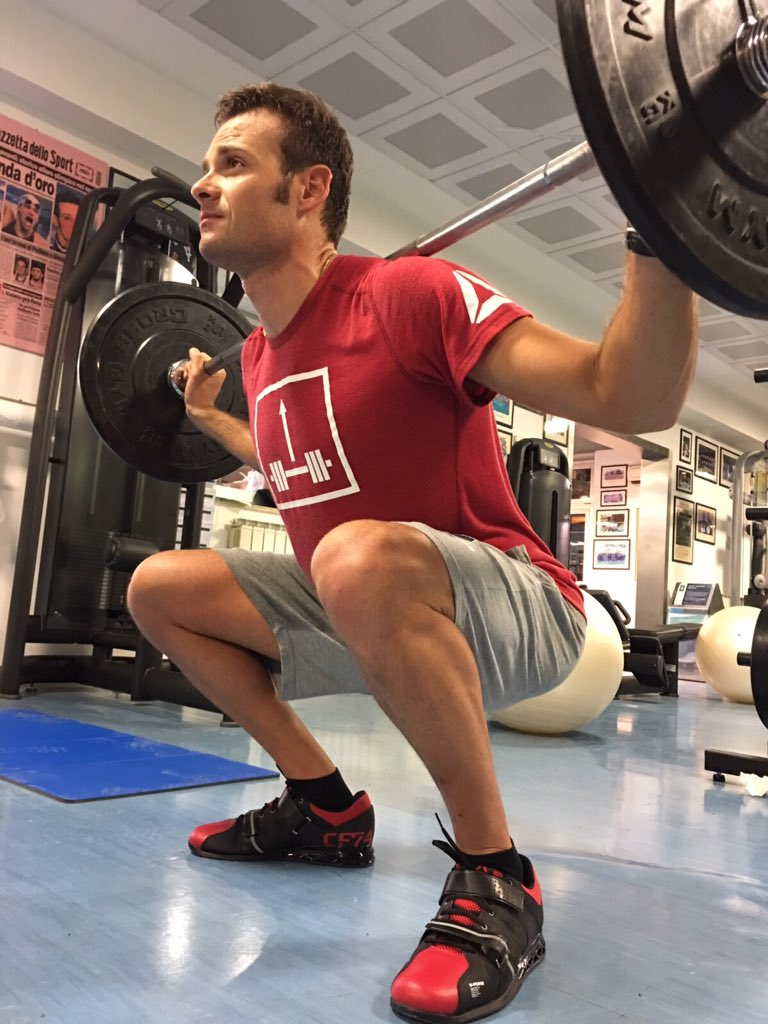 NicMornati's tweet photo. Awesome feeling with an awesome outfit 💪🏻 @ReebokIT #BeMoreHuman #OlyLifter #CrossFit #Squat #AtletiDao #RoadToRio https://t.co/eCepiJDWcX
