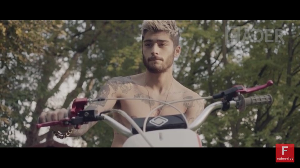 horan_caro's tweet photo. #8MonthsWithoutZayn I LOVE YOU AND I MISS YOU♡ https://t.co/z4SNhOheOt