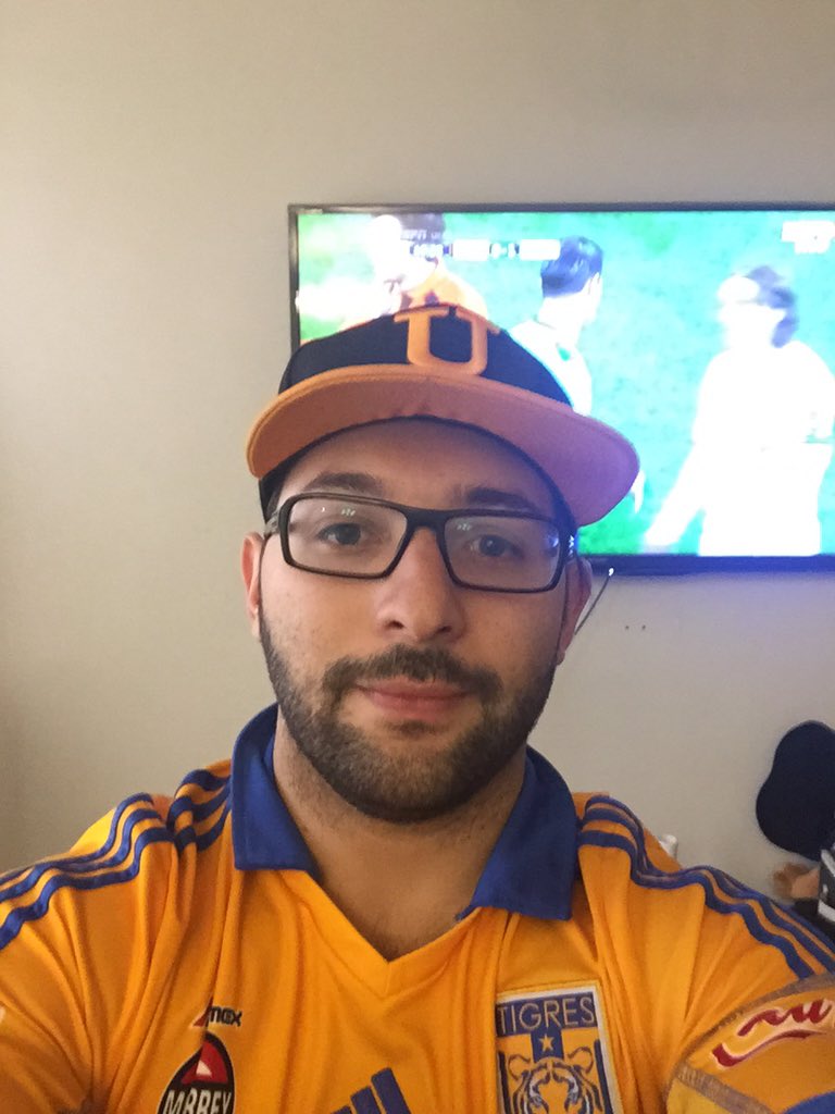 Roberto_Bello's tweet photo. Hoy gana tigres #monterreyaldia https://t.co/Sxf3S01hDS