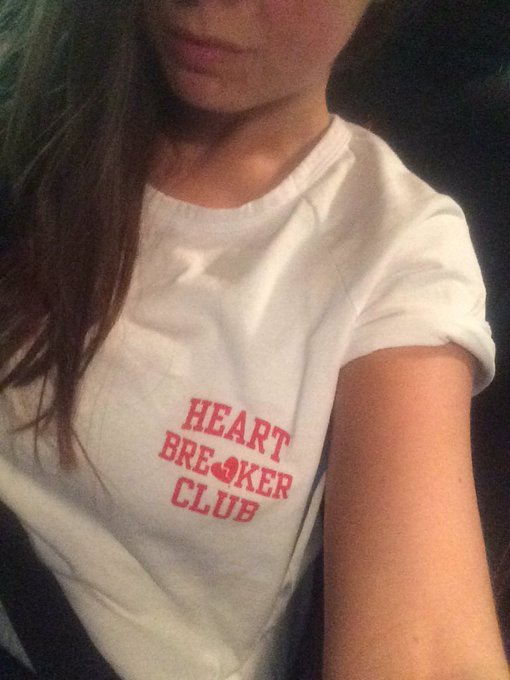 Just finished a gym seshhh 💪🏼 in my @HBCClothing 💔 get yours using my discount code "SARAH10" #heartbre💔kerclub<a class="tags" target="_blank" title="On Twitter" href="/?out=eyJ0eXAiOiJKV1QiLCJhbGciOiJIUzUxMiJ9.eyJpYXQiOjE3MjA4NDkwODMsImlzcyI6InR3cG9ybnN0YXJzLmNvbSIsIm5iZiI6MTcyMDg0OTA4MywiZXhwIjoxNzUyMzg1MDgzLCJyZWRpcmVjdF91cmwiOiJodHRwczovL3R3aXR0ZXIuY29tL0hCQ0Nsb3RoaW5nIn0.xK2a2O1Kwvxpj_VVx_9_DhEHqYjMFUiKe3DTj7wnelsVxcCQ1ATxayGwHIETO6bJRbaqmOhFAcwy2x25tG5r_w">@HBCClothing</a><a href="/tag/heartbre"class="tags"><span>#heartbre</span></a>
