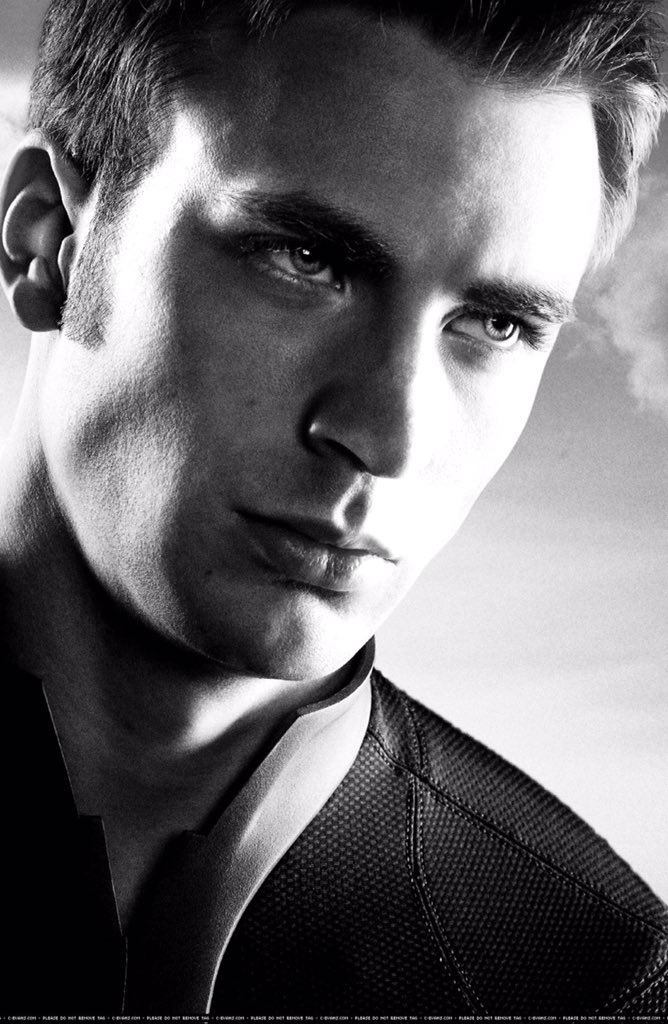 giooig's tweet photo. #ManCrushEveryDamnDay
#MARVELious 😍😍😍😍 #CaptainAmericaCivilWar #CaptainAmerica https://t.co/yGB96rWqS9