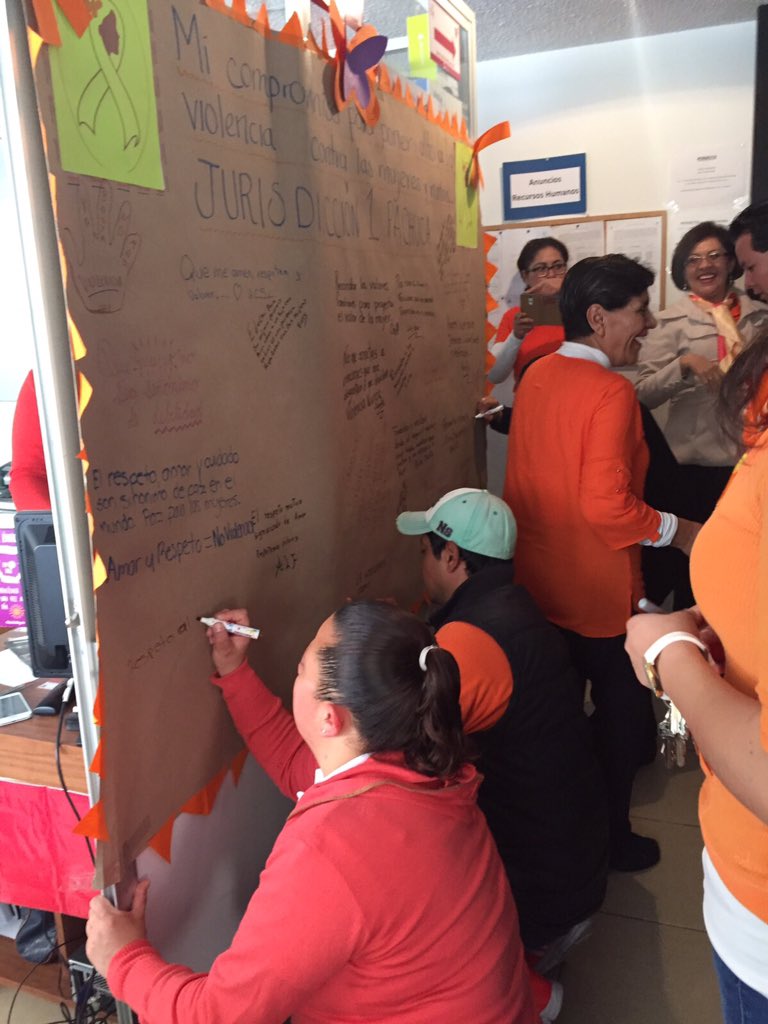JurisPachuca's tweet photo. Jurisdicción Pachuca lleva a cabo Celebración Día Naranja @GeraGarcia04 @SaludDatos #AltoALaViolencia #UNETESSH https://t.co/yaYreq3Xiw