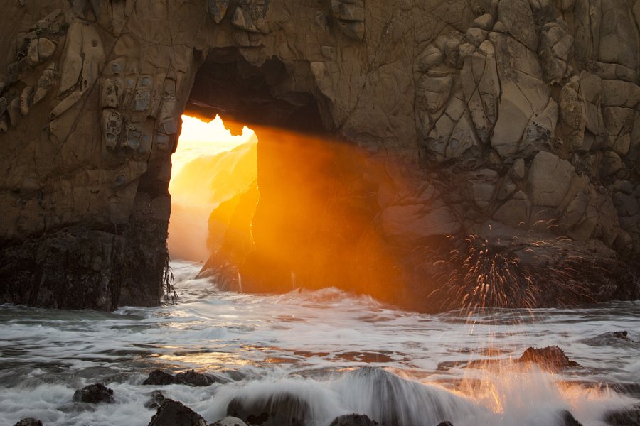 500px's tweet photo. 🎥 VIDEO: The wonderful world of #500px https://t.co/hetWmRZSdg 🌎 #travel https://t.co/tsySfDVAqB
