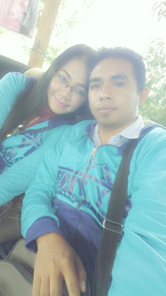 RahmatNoyo1's tweet photo. Me &amp; My Wife https://t.co/YnKQVwuKIS