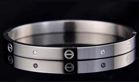 � 76% OFF! Now �.00! bestdressed.co.uk/deal/�-for-a-designer-inspired-screw-bracelet-ndash-shipping-included