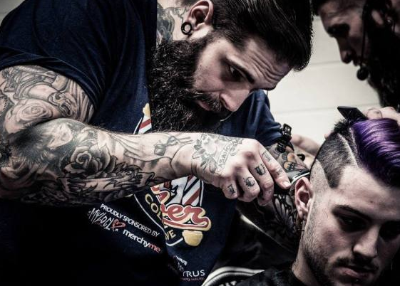 HuffPostUKLife's tweet photo. How one man's suicide inspired barbers to help guys with depression https://t.co/3SMVQ0Z8uj https://t.co/8ZK8WBx4f9