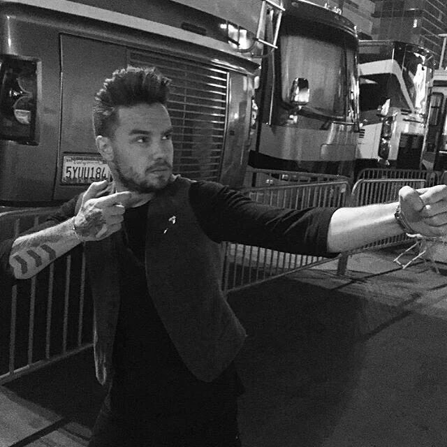 Hello I'm new but not new to rp/fl looking for a few friends! Could RT this for me?