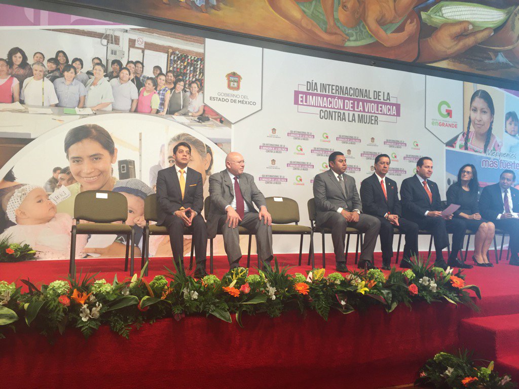 ElizabethDvilaC's tweet photo. Gracias Sr gobernador por todo el trabajo  en favor de la mujer, en este día emblemático . https://t.co/231H3YNZHh
