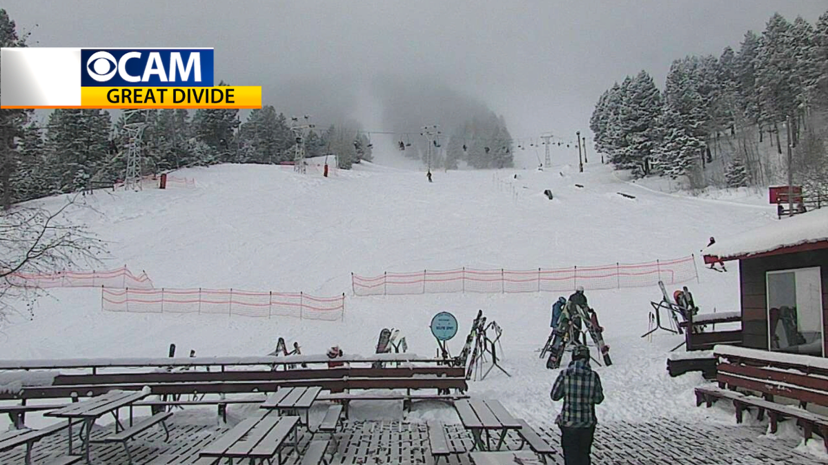 STWXMT's tweet photo. Great Divide open today with 12 inches of fresh snow. Open everyday- Sunday. Cold weather has an upside. #mtwx -Jeff https://t.co/Yq7IK2C0re