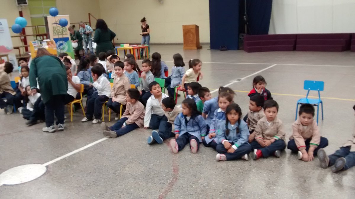 Previene_SJM's tweet photo. Llegan los primeros invitados al lanzamiento de "Comunidades que se Cuidan" :D @Senda_RM @comunidadsjm @imunisjdm1 https://t.co/J1CELDFc5d