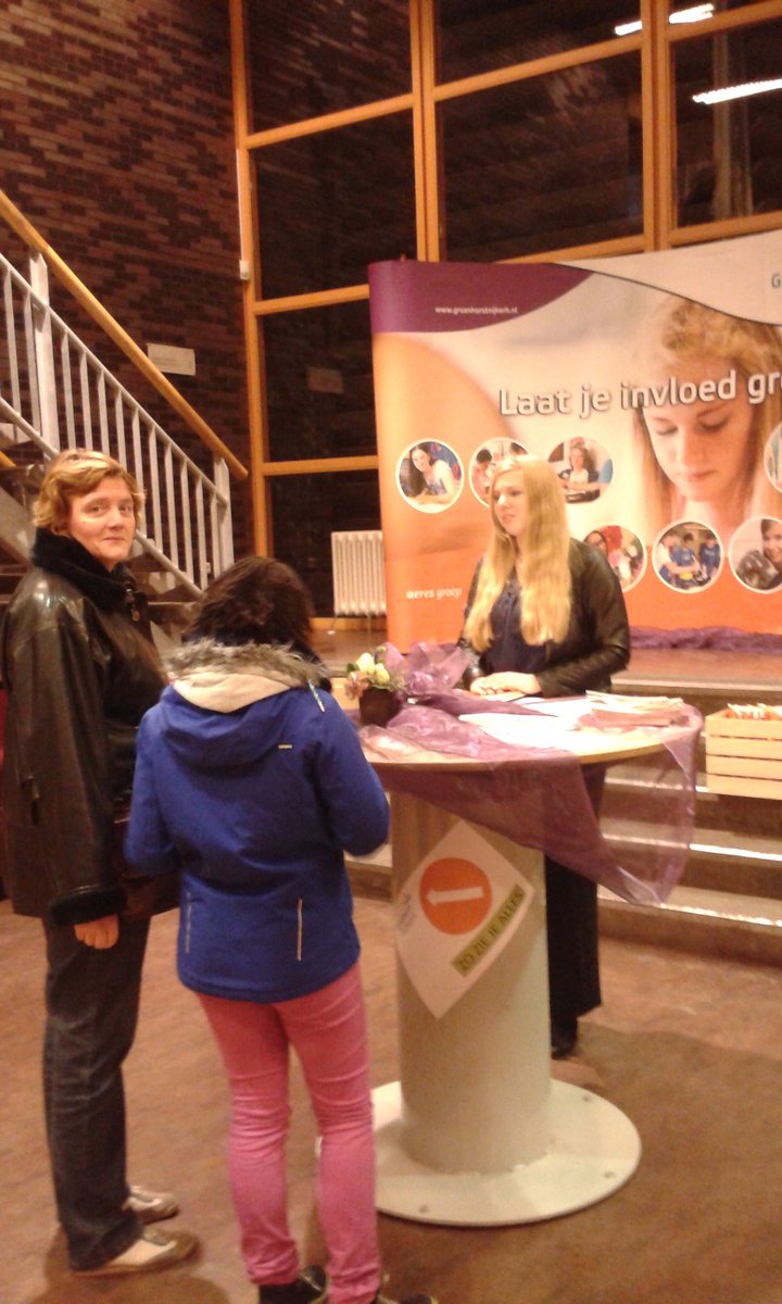 Feestelijke ontvangst door leerlingen bij #opendag