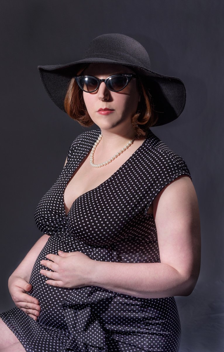 A11Y50N's tweet photo. Who says pregnancy can't be glamorous?  #bumpfie @thymematernity photo by Andrew Mann https://t.co/toeKkruyIp