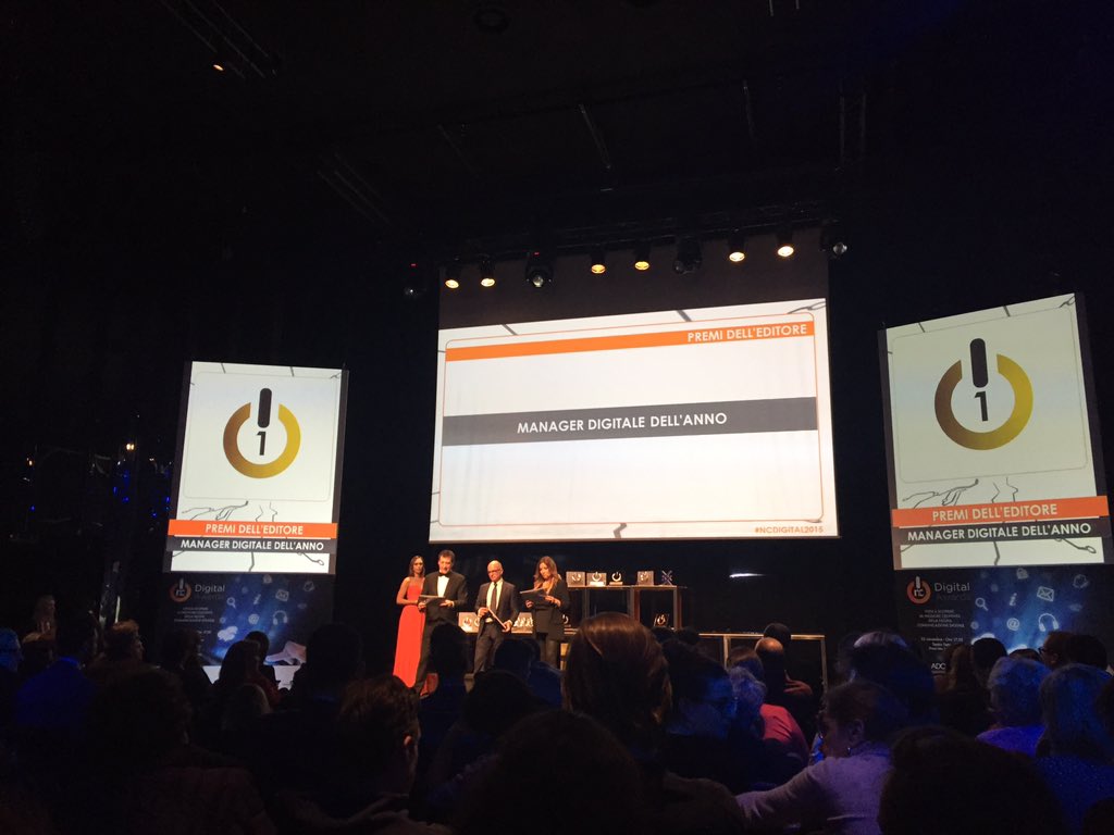 Fidanto's tweet photo. #ncdigital2015 #isabellaisnotimpressed @gguardigli @KobeNewz ci pensate voi? https://t.co/FcOGq2COtv