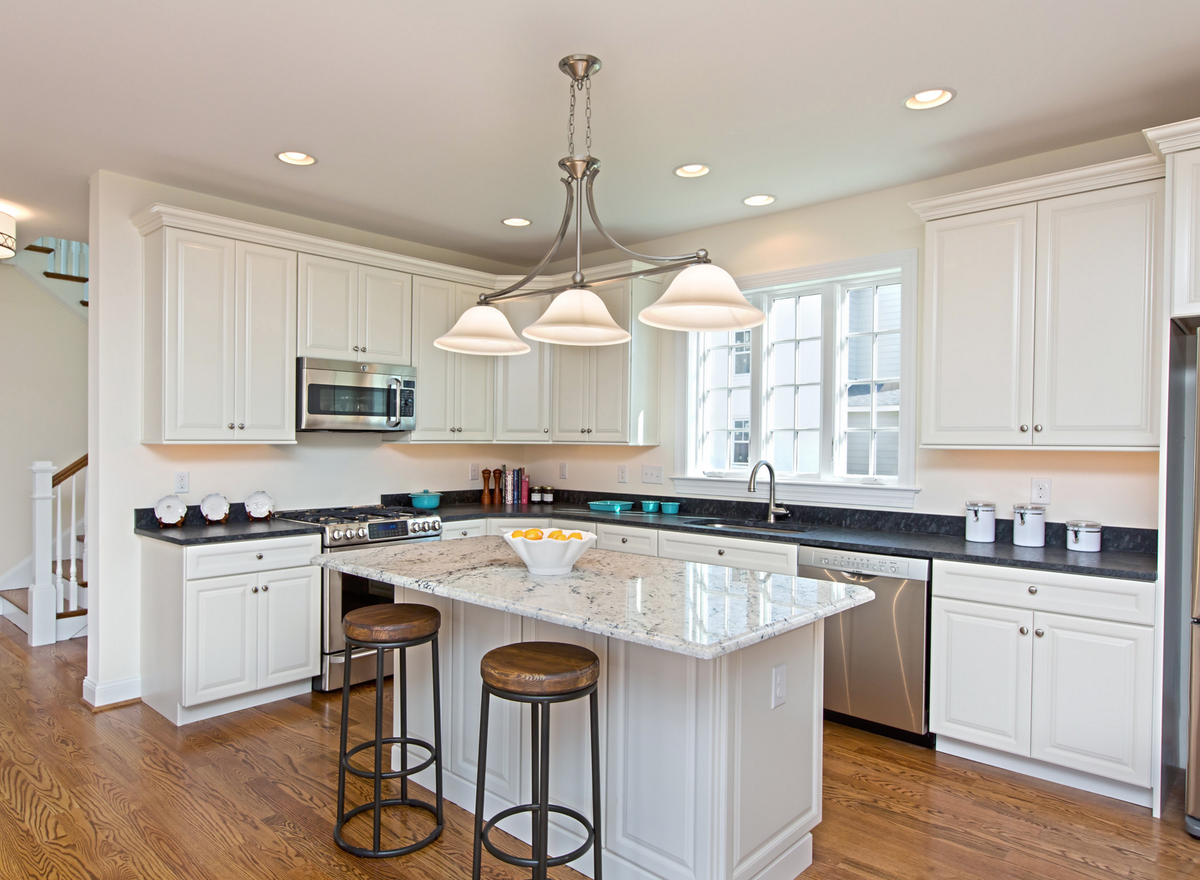 MainLinereBUILD's tweet photo. This could be the scene of next year's #Thanksgiving prep. Shown: Single-family unit at #Gladwyne Commons. #ForSale https://t.co/5paEtKYJ00
