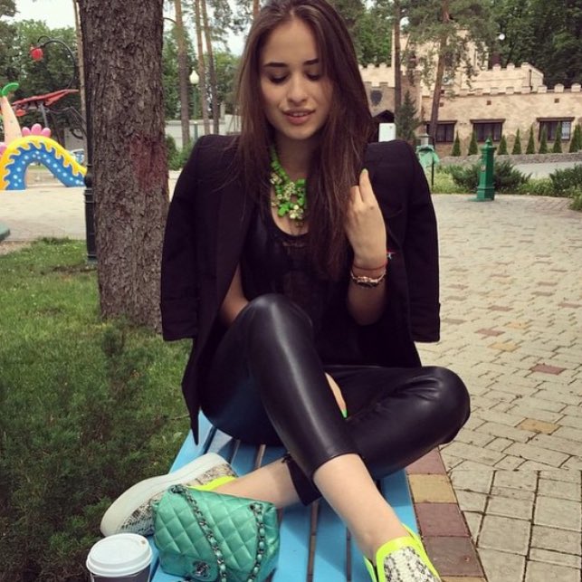 lisadecouvert's tweet photo. When u though ur model but its not working.. @moscou https://t.co/zyMTO78QYC