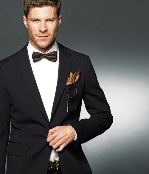 Happy 34th Birthday to one of the classiest men in football! Xabi Alonso!  