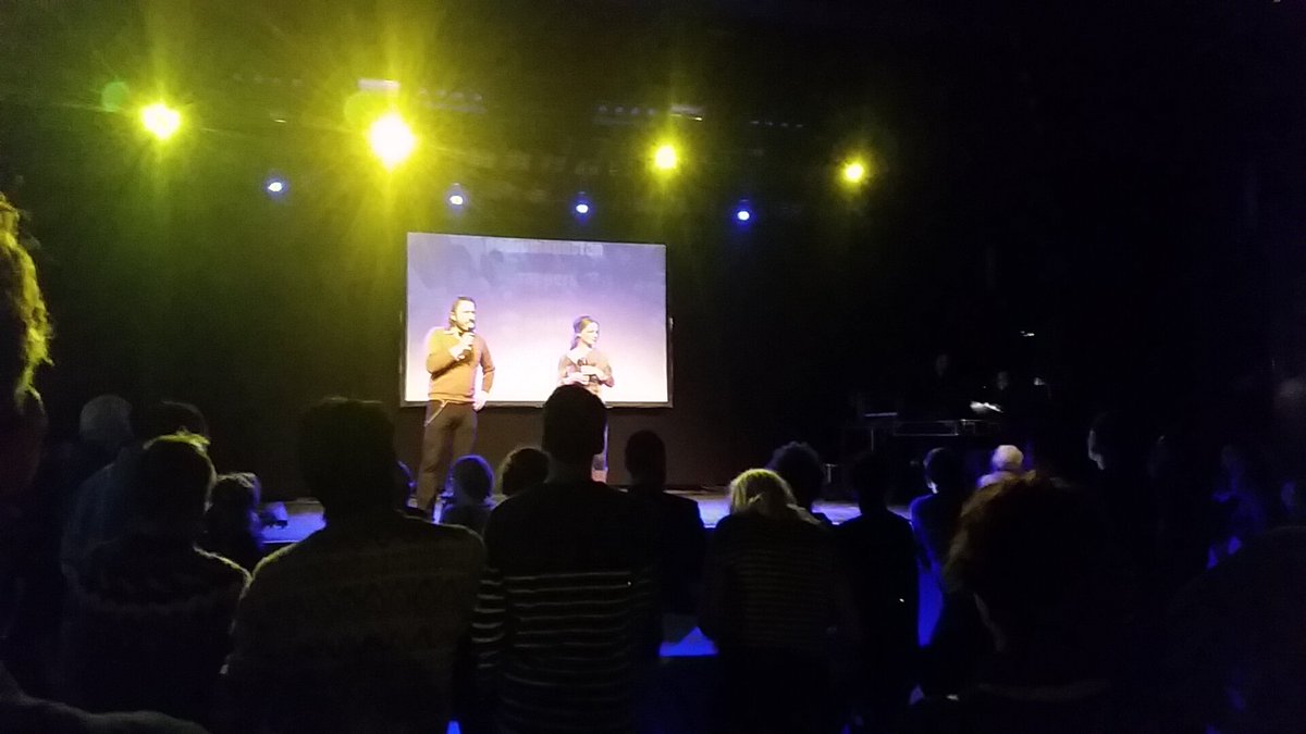 Themaavond Beeldenstroom Woordenstorm van start. Gezien de drukte leeft het nu al.