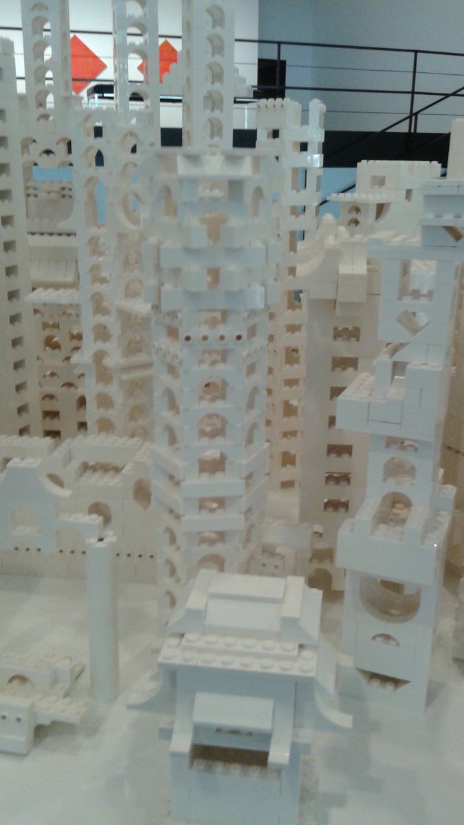kboyceq's tweet photo. @MFAH our contributions to #collectivityproject w/ @bquentin3 #LEGO https://t.co/49pudYMdx2
