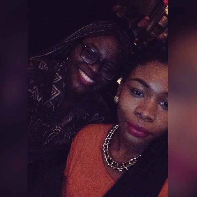Tamilore_D's tweet photo. When you take pictures with your light skinned friend #fadeIntoTheBackground https://t.co/bszA4edhG7