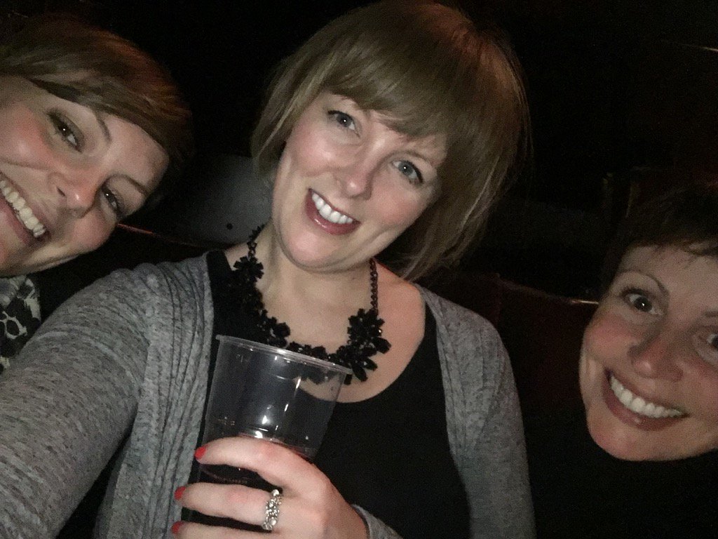 katetrem's tweet photo. Me @JenTrem and a floating head... #DerrenMiracle https://t.co/Z4c7A3mUbN