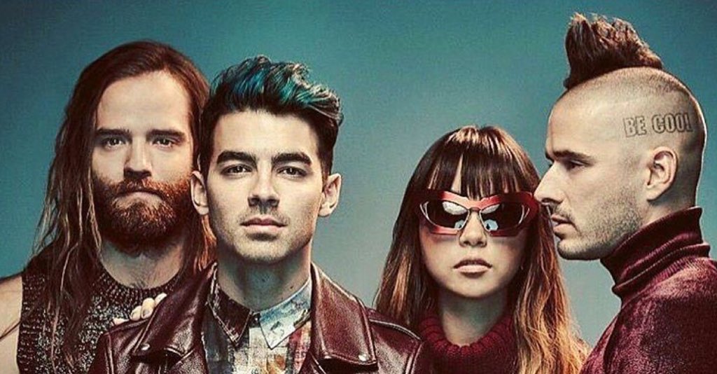 joejonas's tweet image. Crew Love