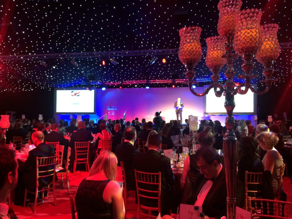 Laura Williams tweet media