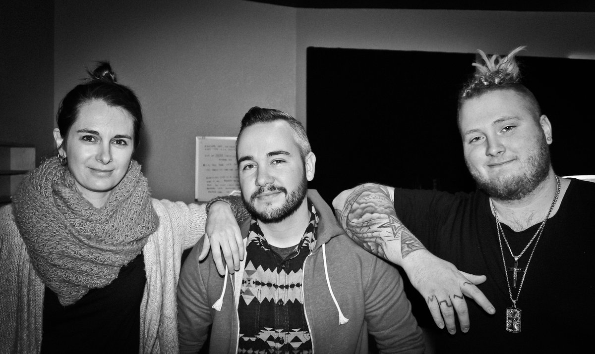 #SAC #SongWorks2015 writing camp in <a href="/ottawacity/">City of Ottawa</a> Day 3, Room#2 @nicholaskeays <a href="/AniqueGranger/">Anique Granger</a> <a href="/coreylerue/">Corey LeRue</a>