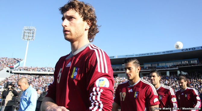 FichajesDigital's tweet photo. Amorebieta renuncia a la selección de Venezuela https://t.co/fAmt6LqtMz #futbol https://t.co/q2knad99qk