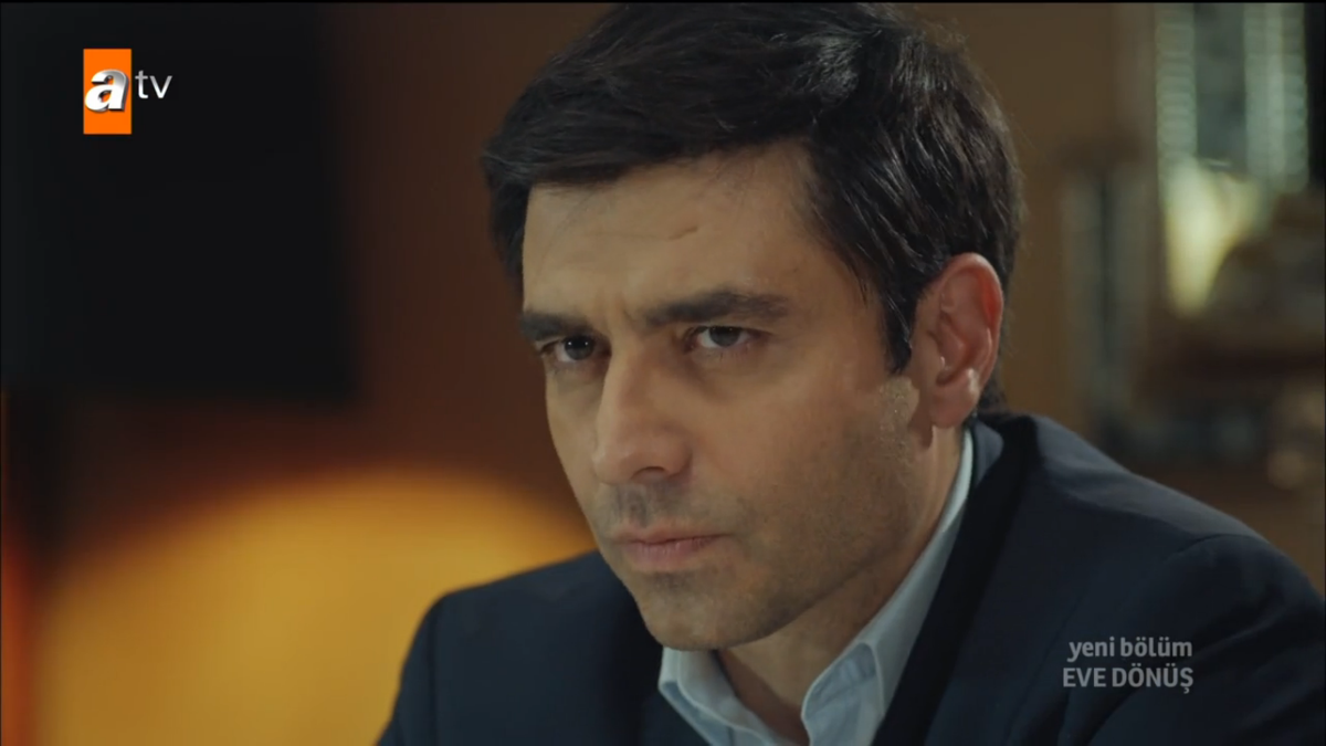 CanselOfCourse's tweet photo. Vay vay vay şekilden şekile giren Yusuf benim yanımdayken sevgileme daha düzgün davrann #ititraf @cansellelcin farkı https://t.co/P2Dt2xMMZX