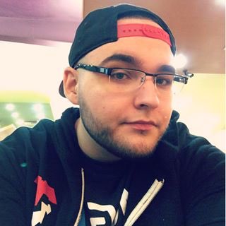 HayzNBK's tweet photo. Rofl @ParasiteCoD @coL_Rickay @coL_MiRxx @NAMELESS https://t.co/7eY5MnH5oM