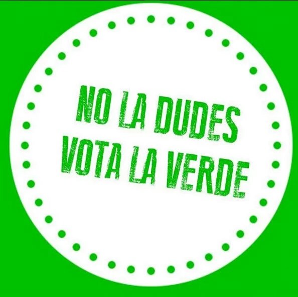 cocodiaz22's tweet photo. Queremos que tu 2016 sea inolvidable! 🍏🐍 #VotaListaVerde #VamosVerde🐢🐢 #CEISM2016 🍀🍀 https://t.co/Zr912aKtVJ
