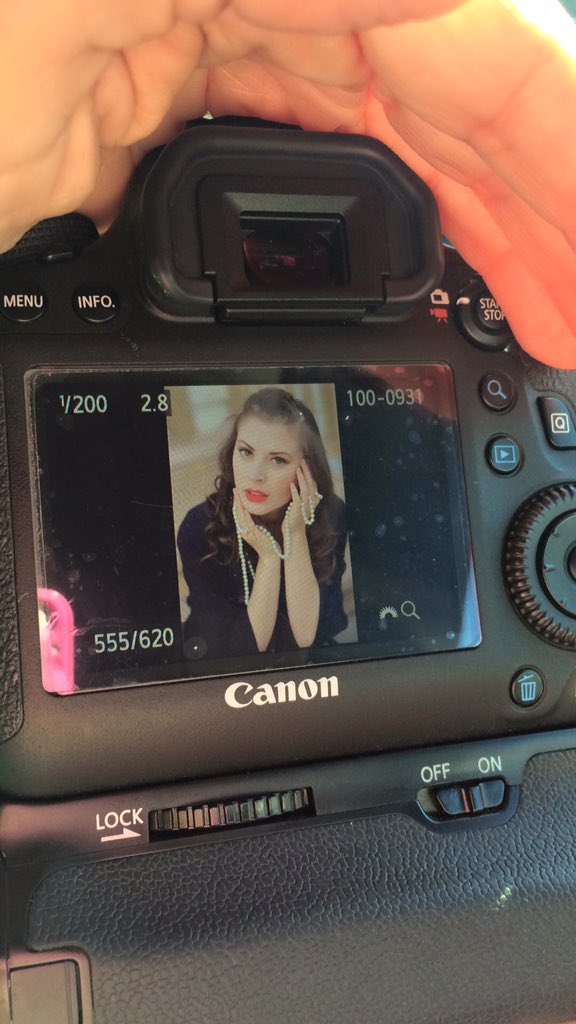 elwood_johnna's tweet photo. Vegas Photo shoot #fashion @lmcclungphoto Assistant Johnna Elwood #model Angela Williams https://t.co/R0bUI70Zcs