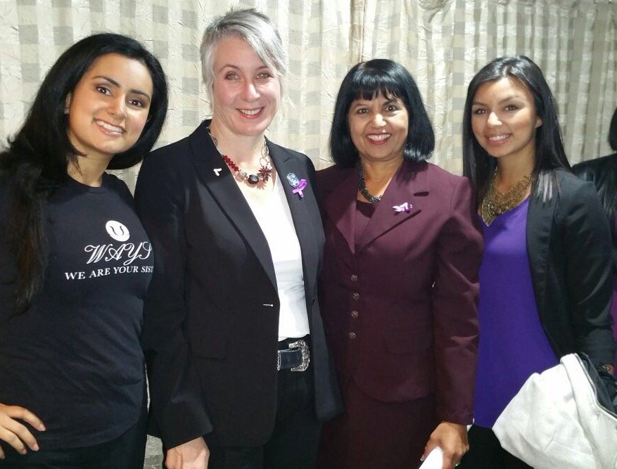 WAYS101's tweet image. Such a pleasure to meet Hon. @PattyHajdu this evening #EndViolenceAgainstWomen